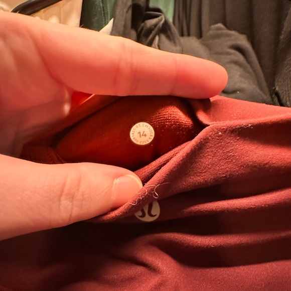 Lululemon Align High-Rise pant with pockets, red merlot, size 14, 25” - Picture 6 of 6